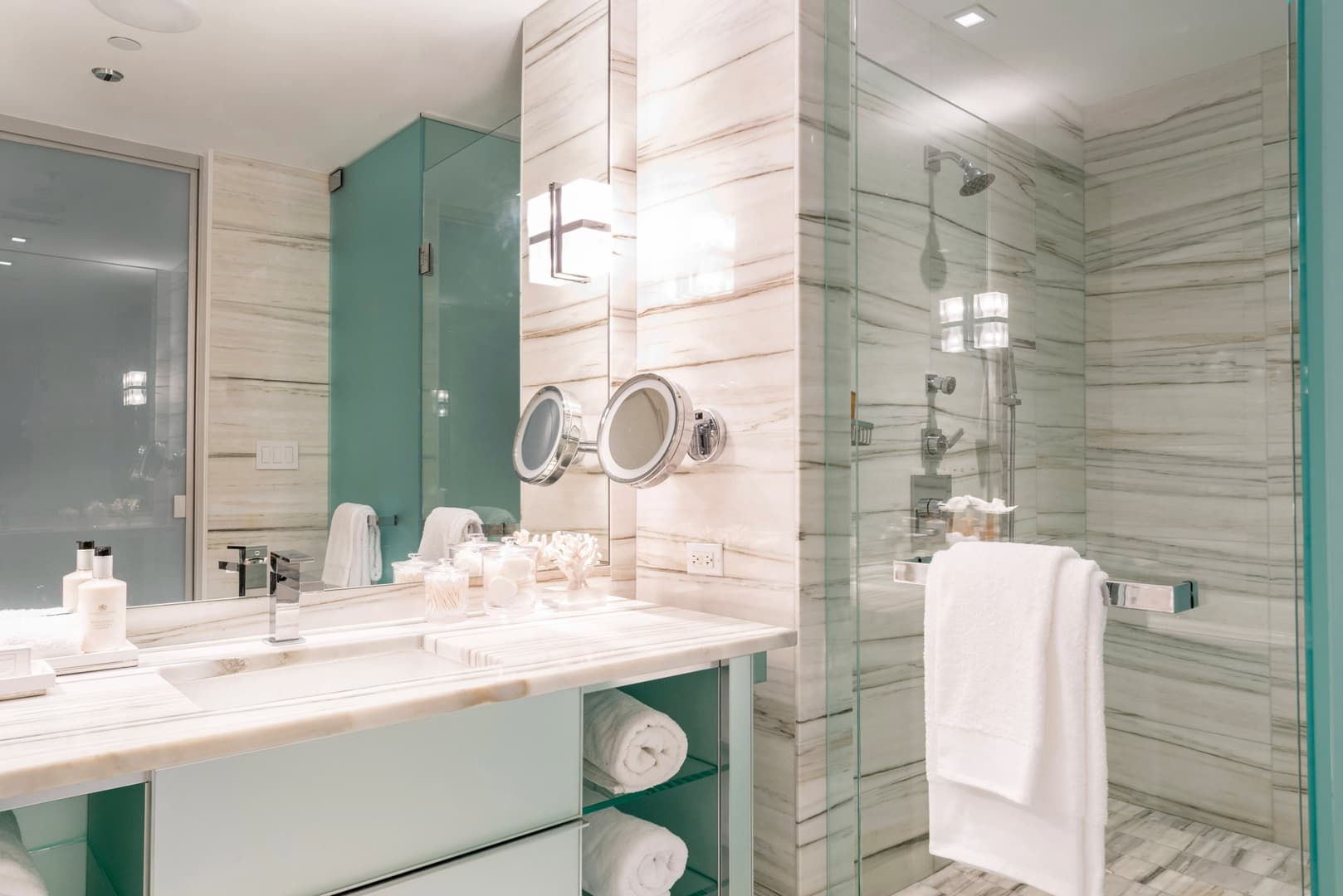 W South Beach Residence #1229 - Image 17