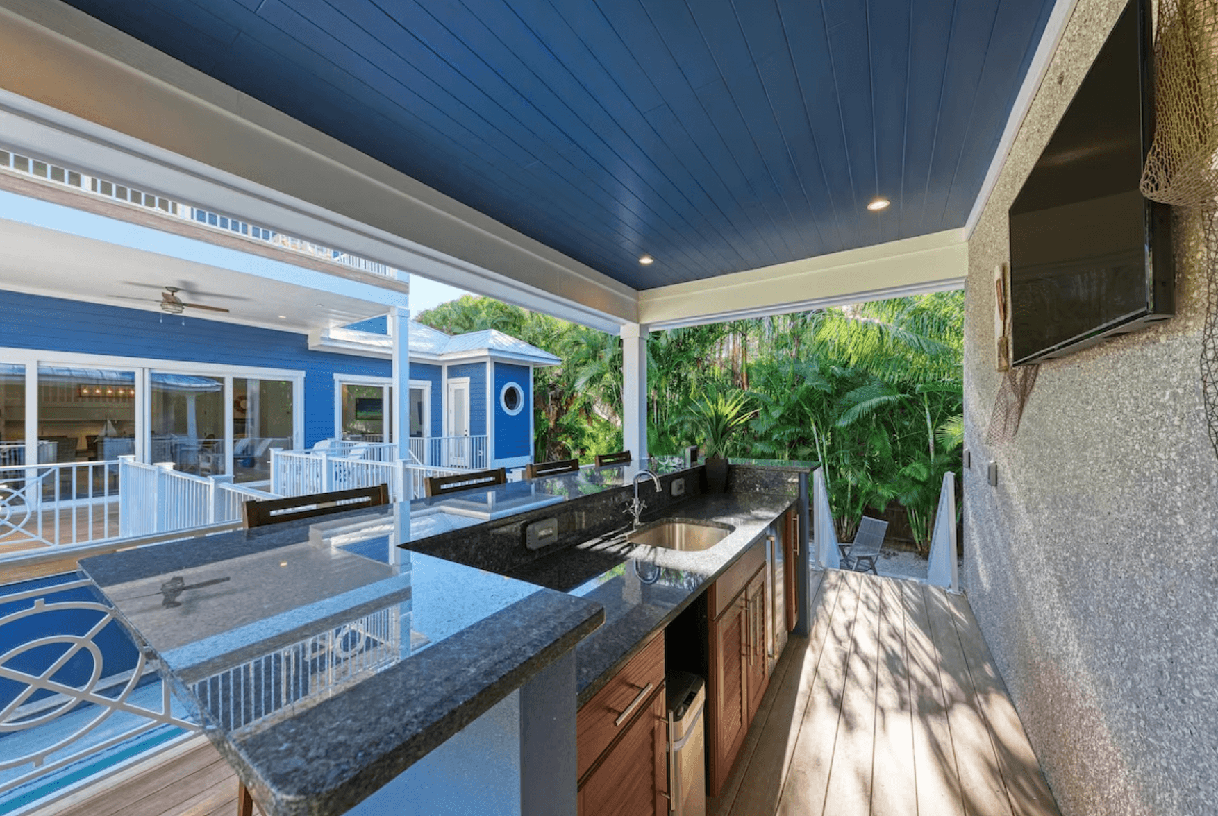 Slice Of Paradise - Image 60