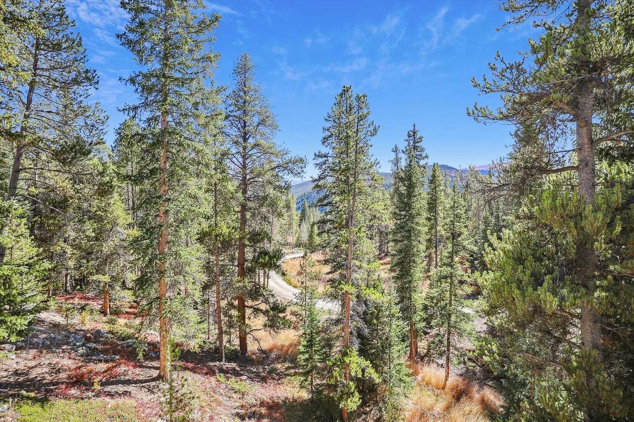 Summit Solitude Estate - Image 71