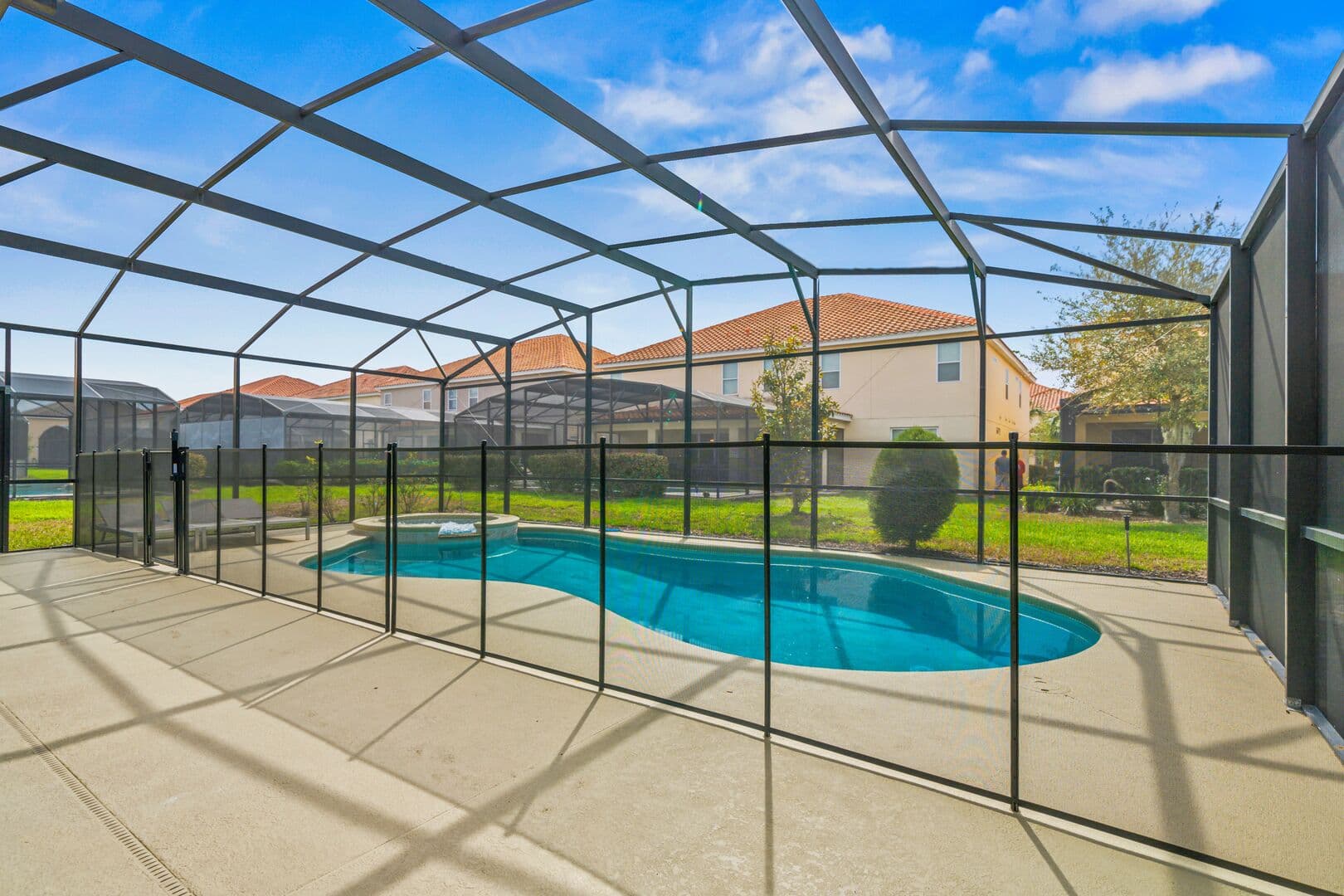 Gallery House - Image 5