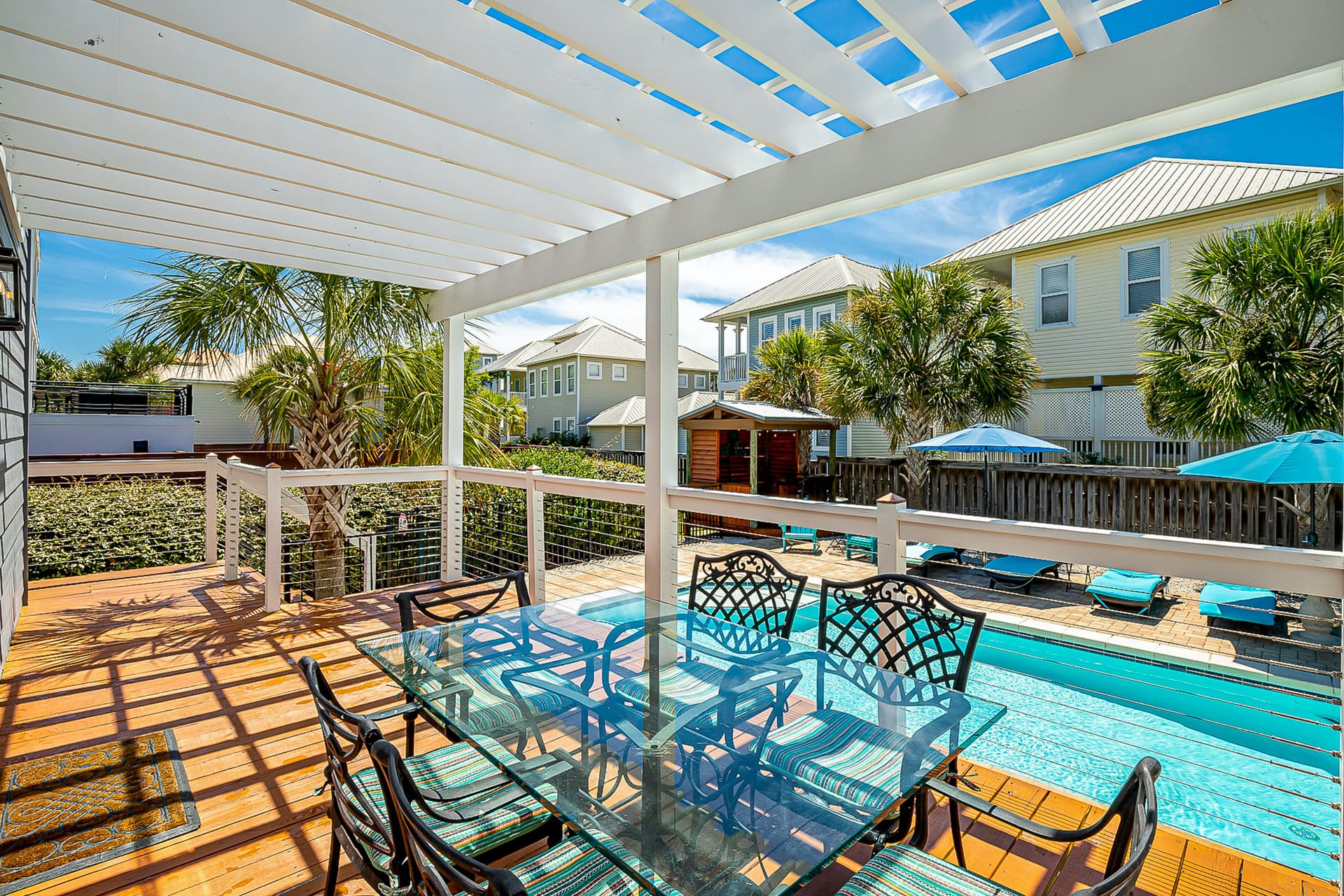 Bahama Breeze House - Image 4