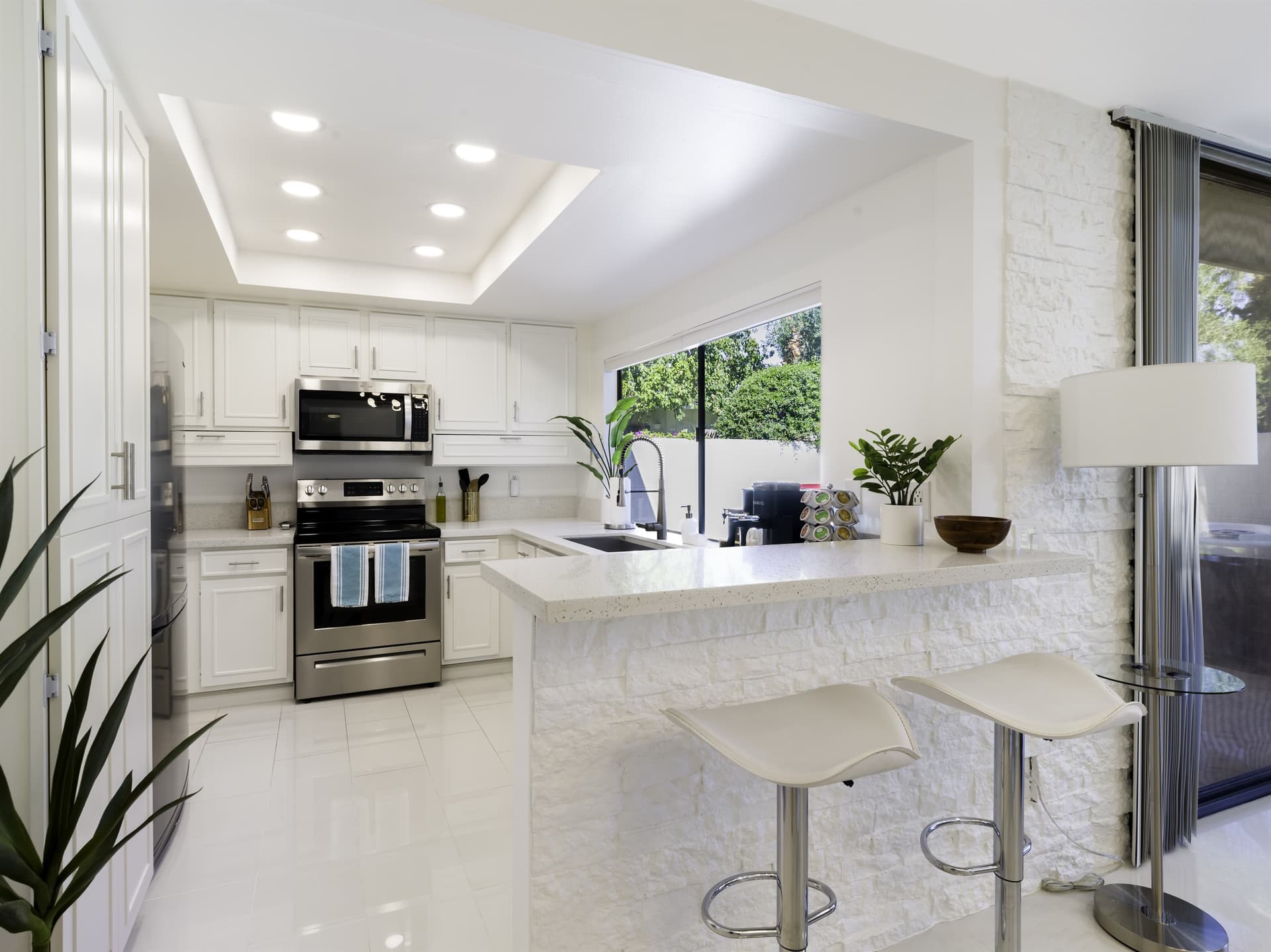 Bamboo Bungalow - Image 3