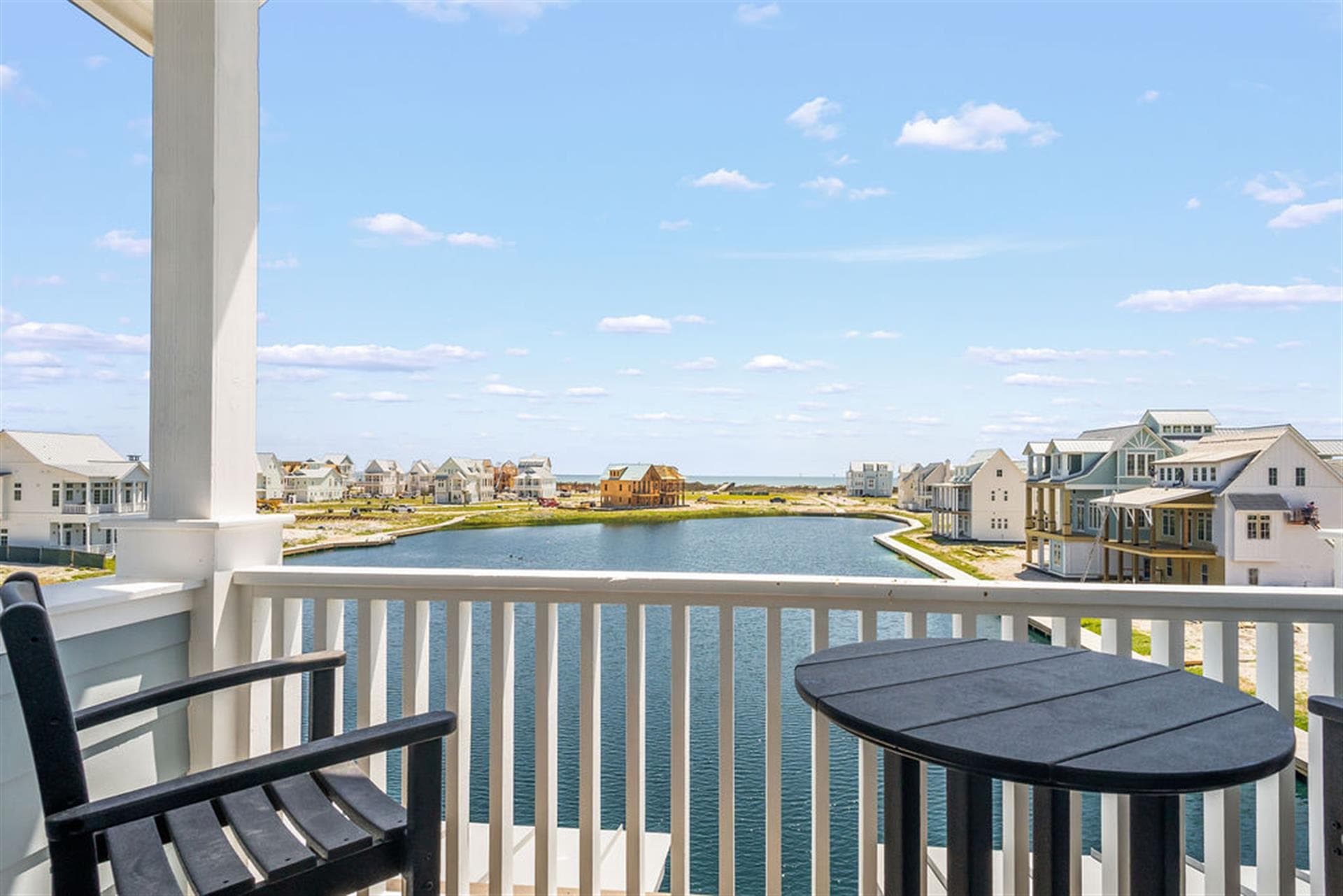 Blue Water Villa - Image 46