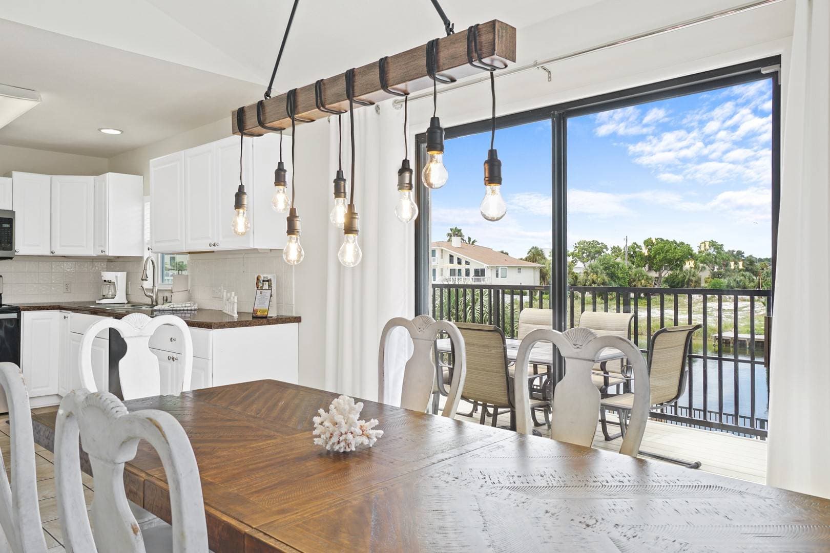 Happy Harbor House - Image 10