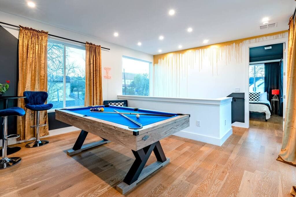 Fun at South 1st Street - Image 4