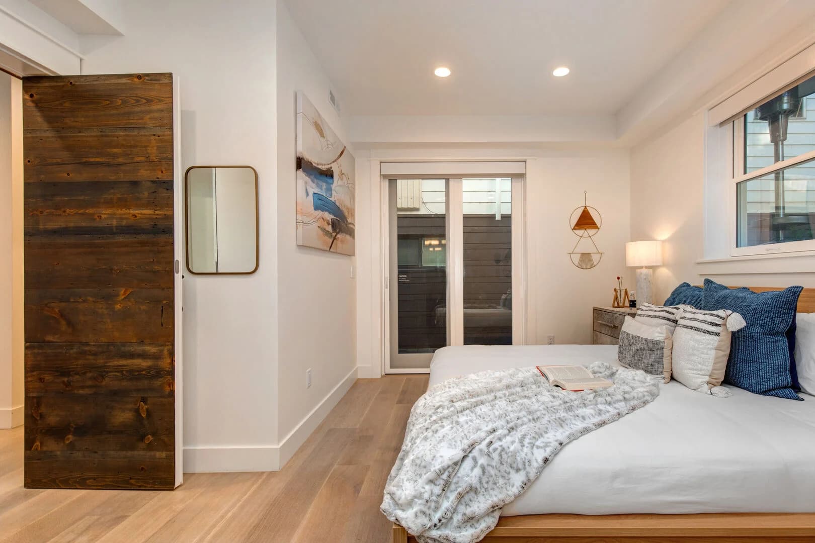 Avenue House - Image 24