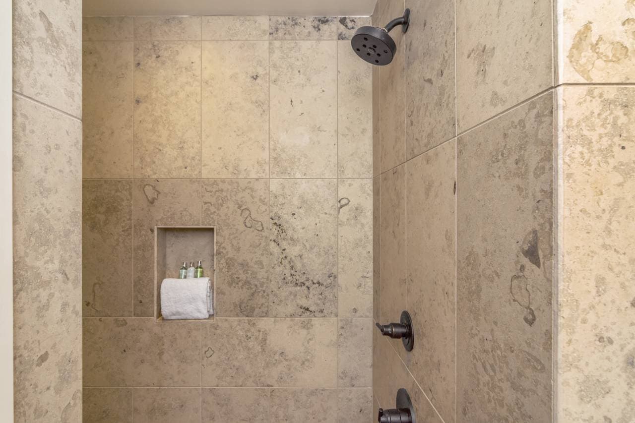 Gravy Home - Image 12