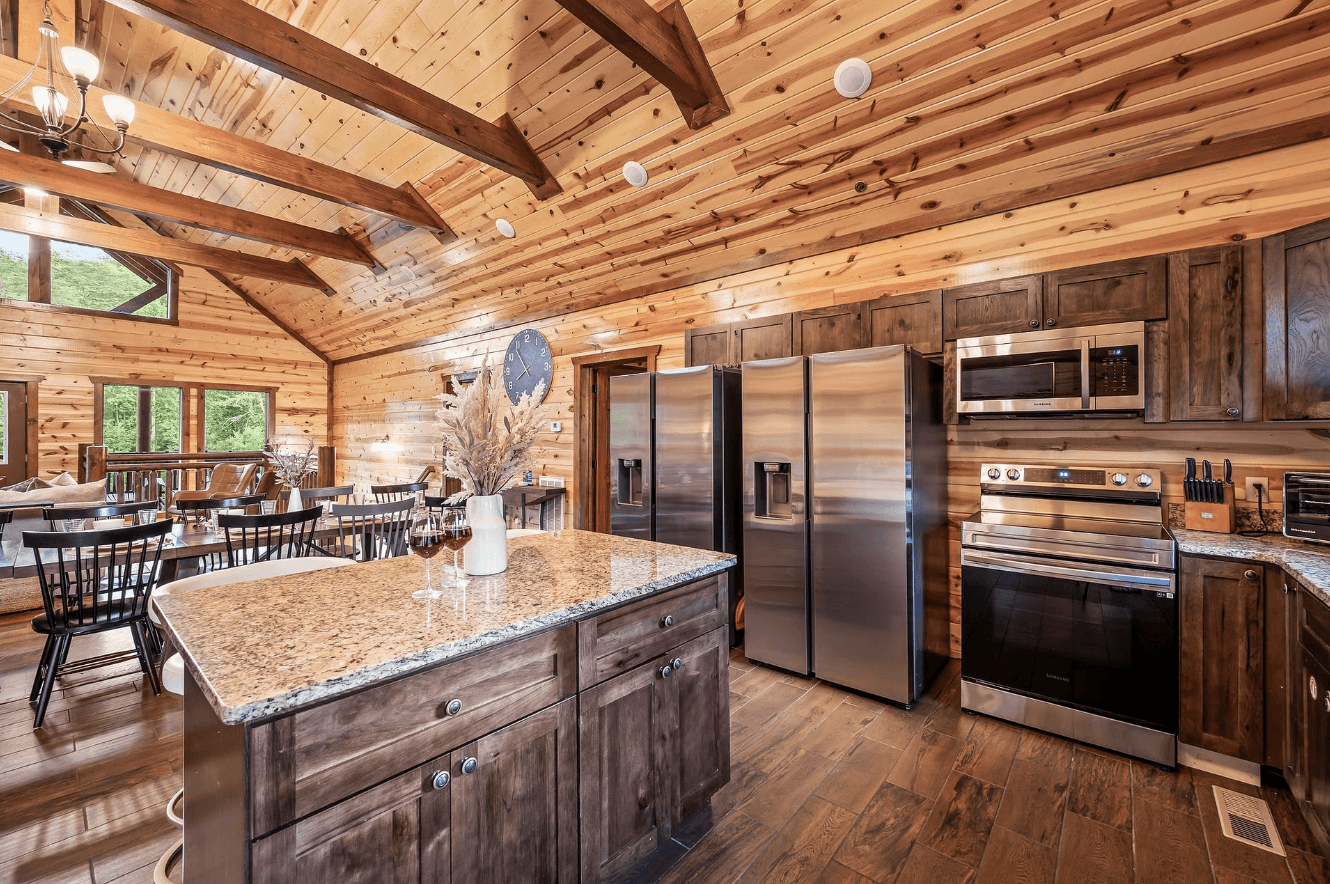 Smokey's Paradise - Image 3