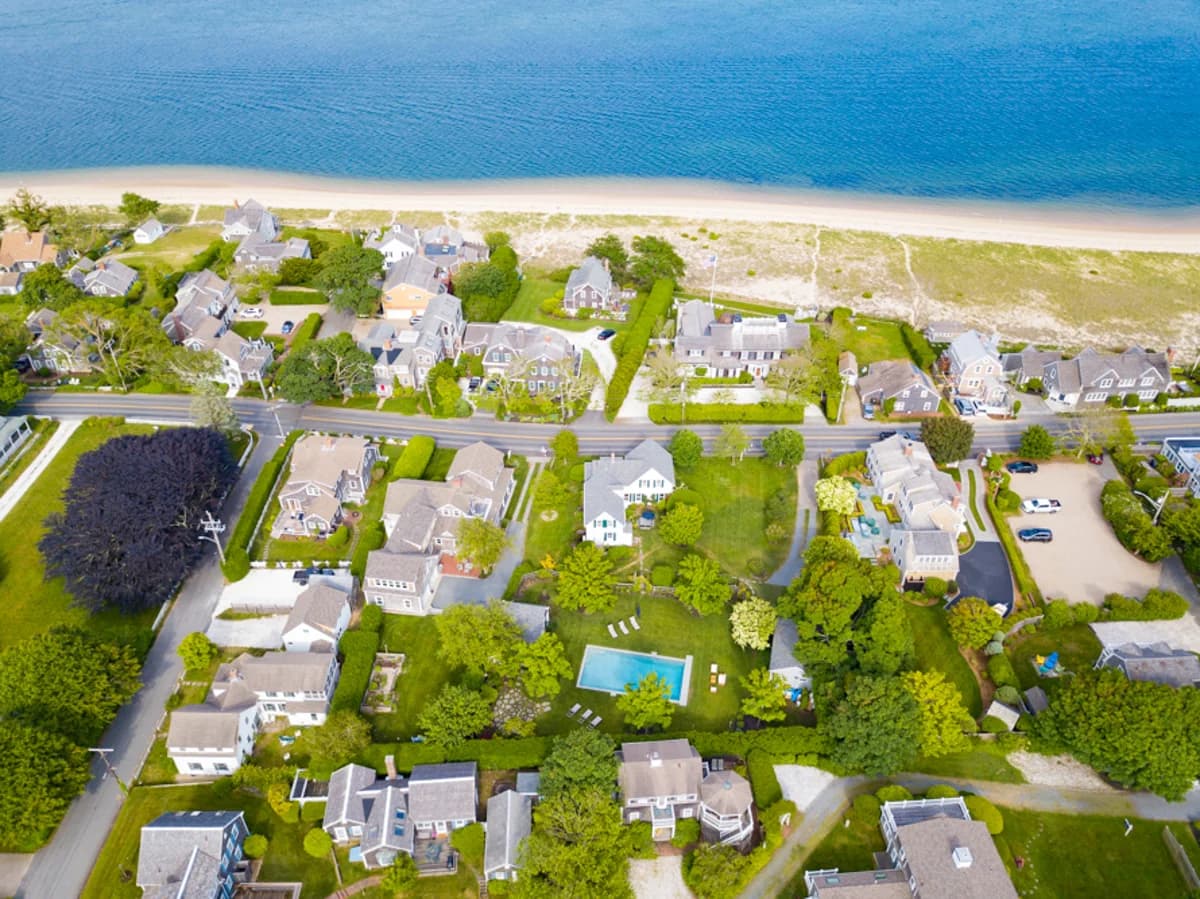 Chatham Farmhouse - Image 3