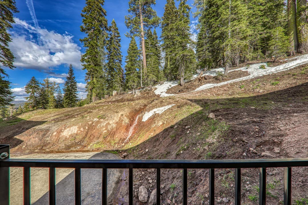 Scott Peak Lodge #46 - Image 18