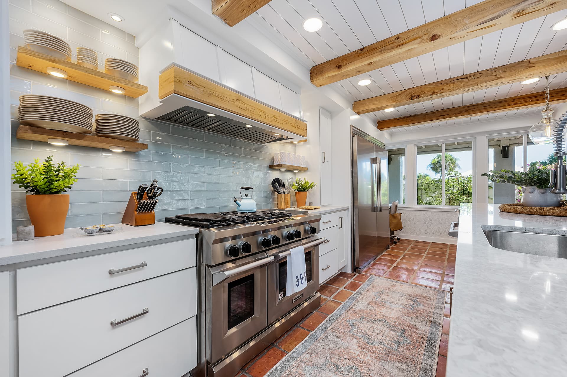 Seaview Hideaway House - Image 10