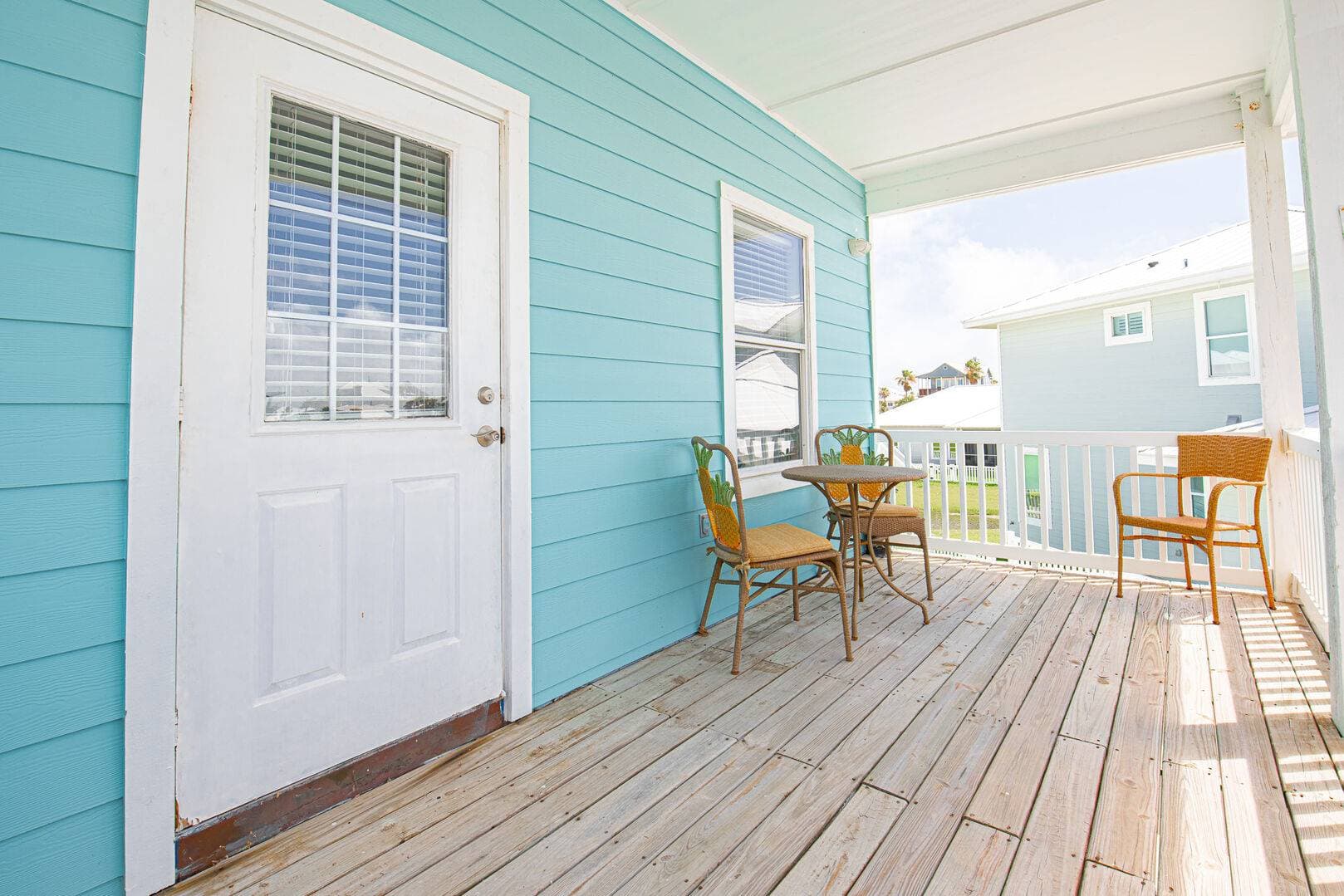 Blue Fin Oasis - Image 33