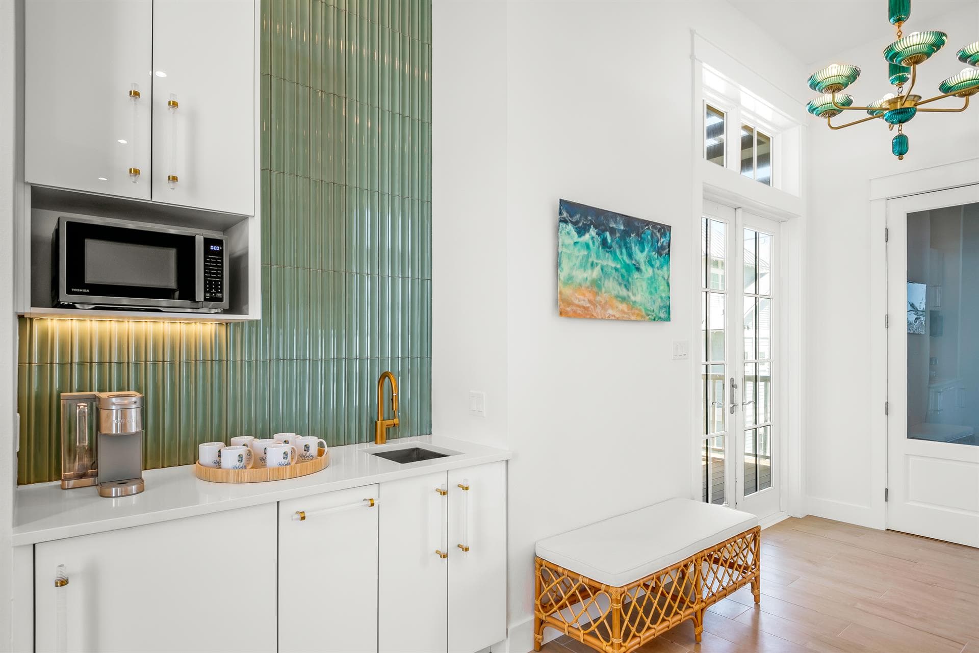 Holiday House - Image 18