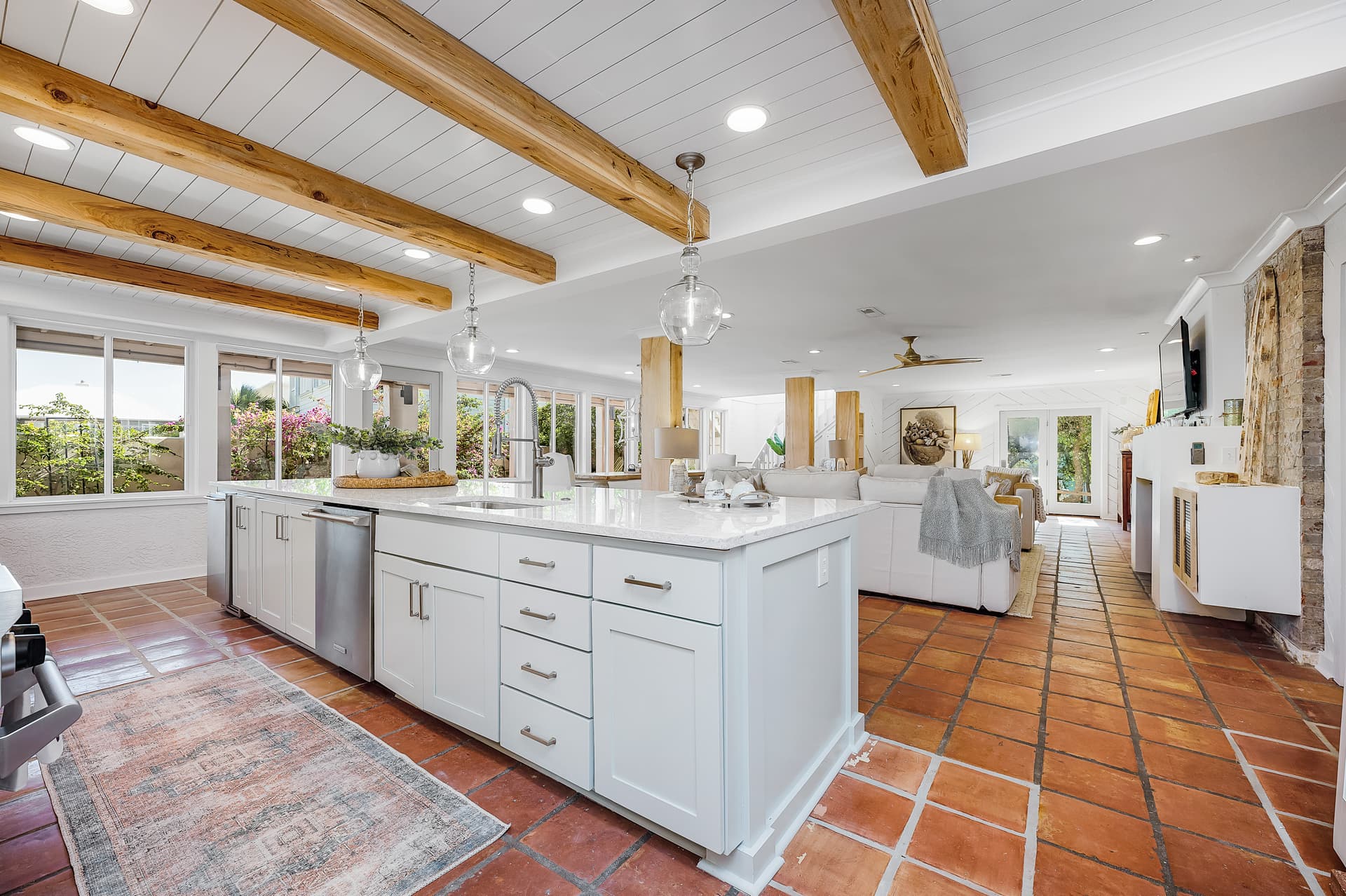 Seaview Hideaway House - Image 9