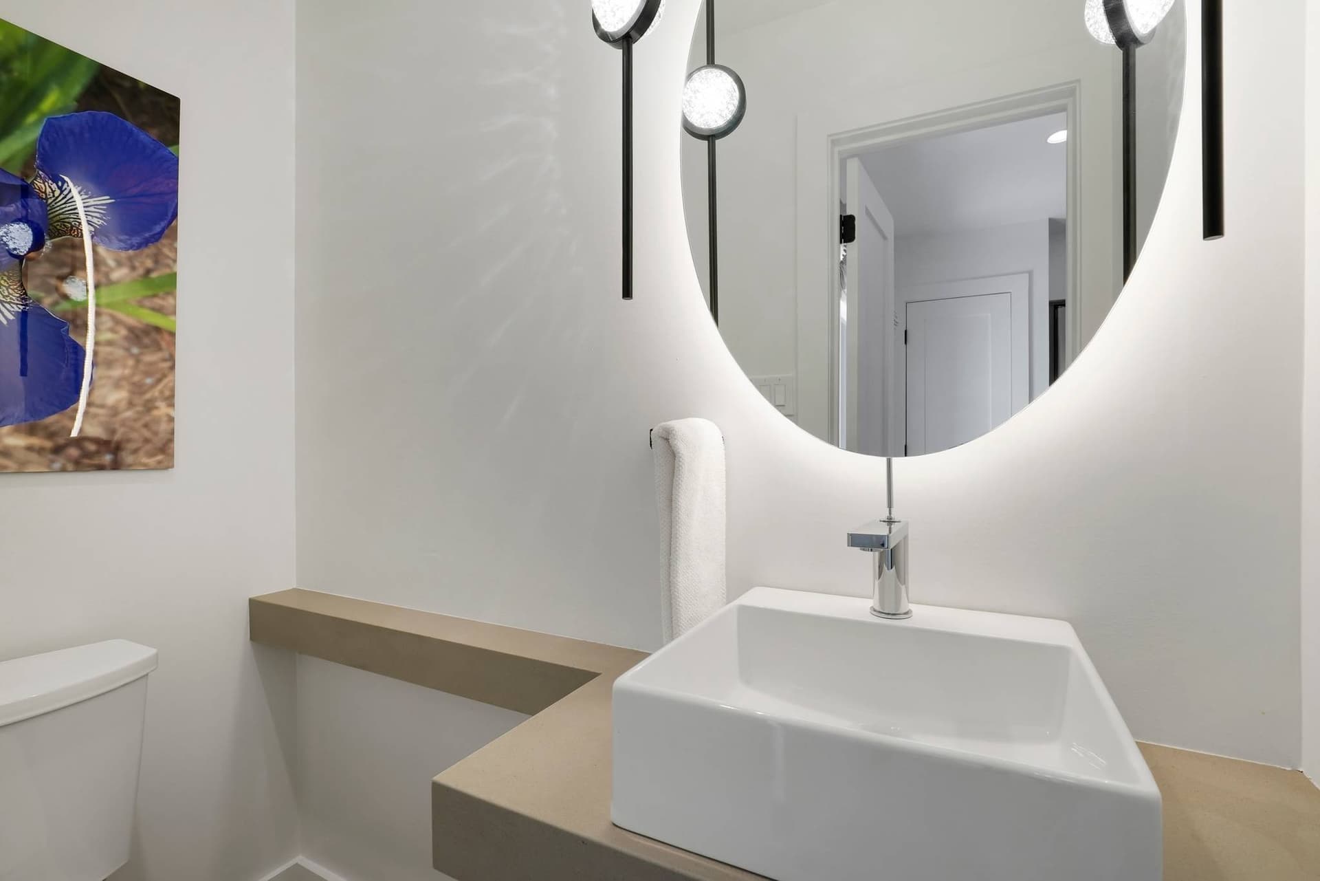 Perfect View Home - Image 26