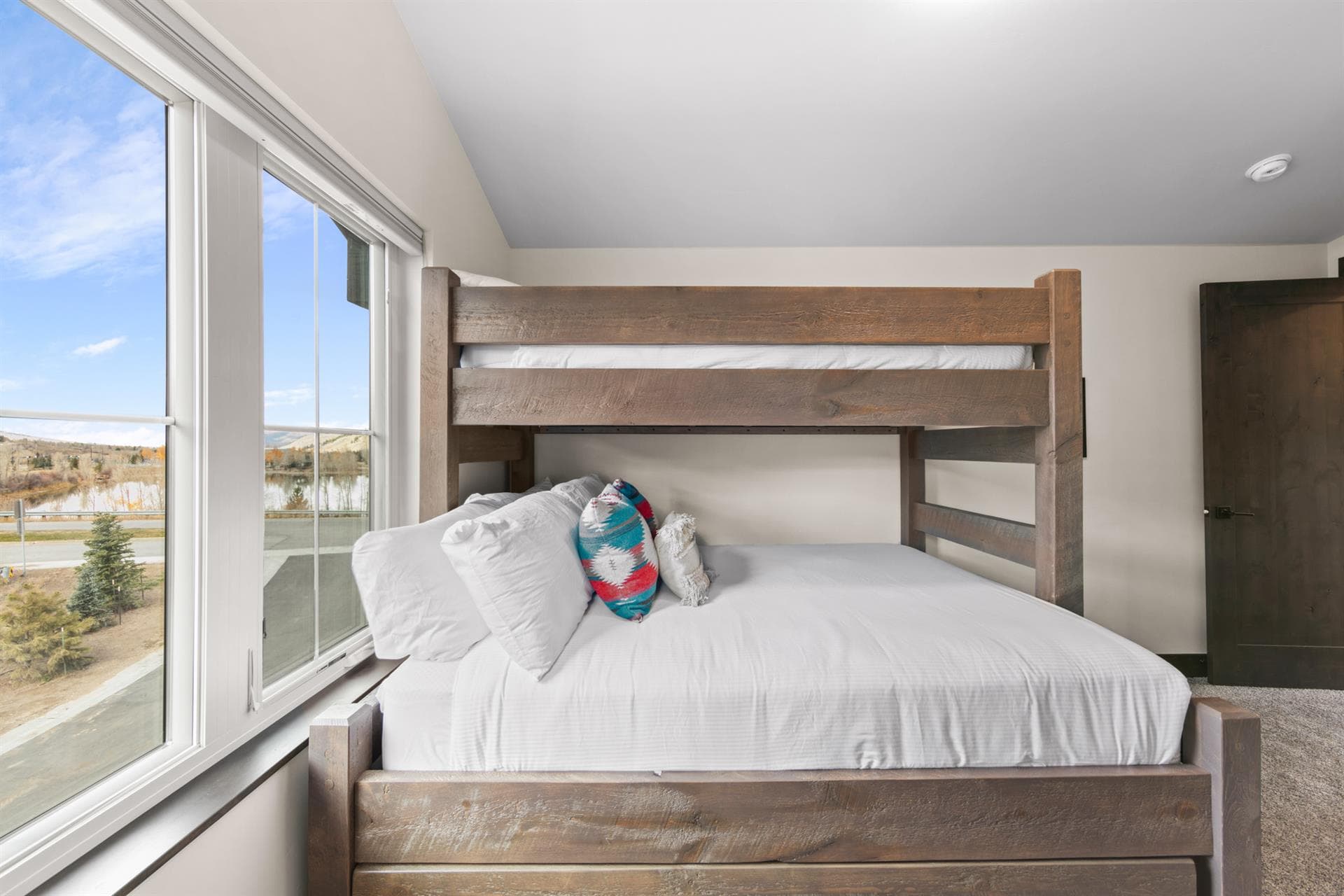 Fish Hawk House - Image 15