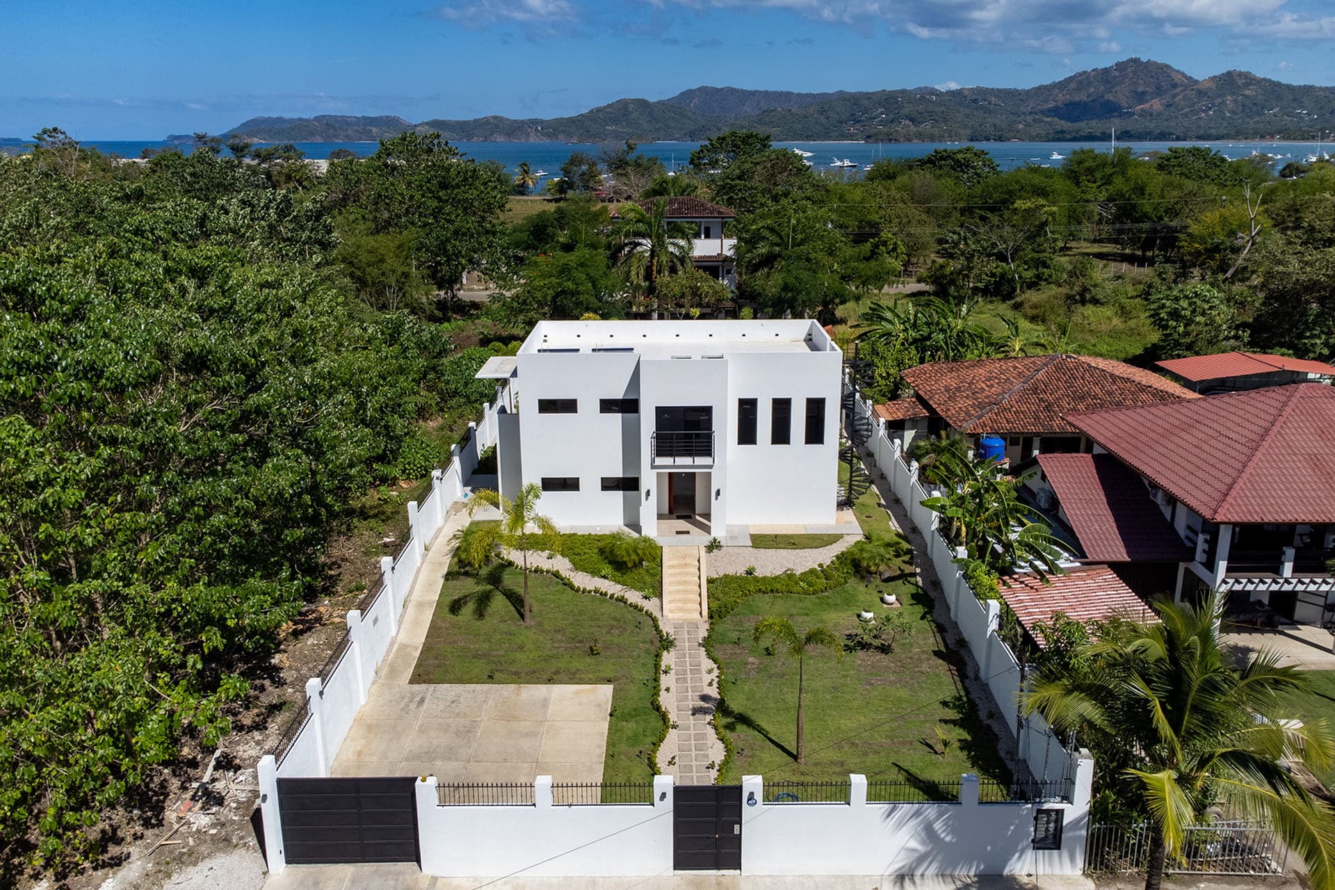 Coral Home 1 - Image 7