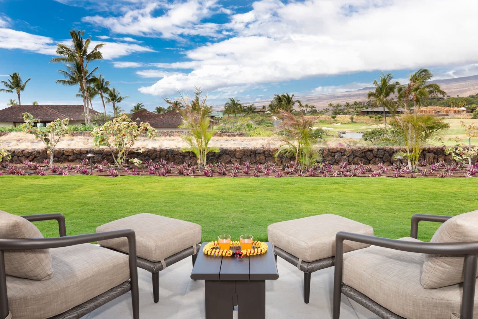 Hawaiian Elegance - Image 81