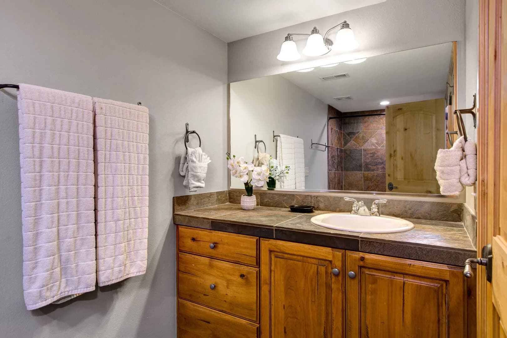 Mountainside Place - Image 30