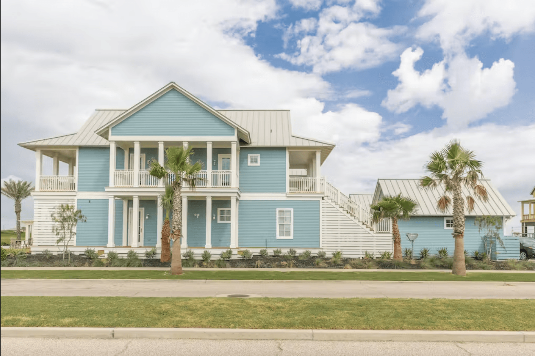 Sand Trap Home - Image 17