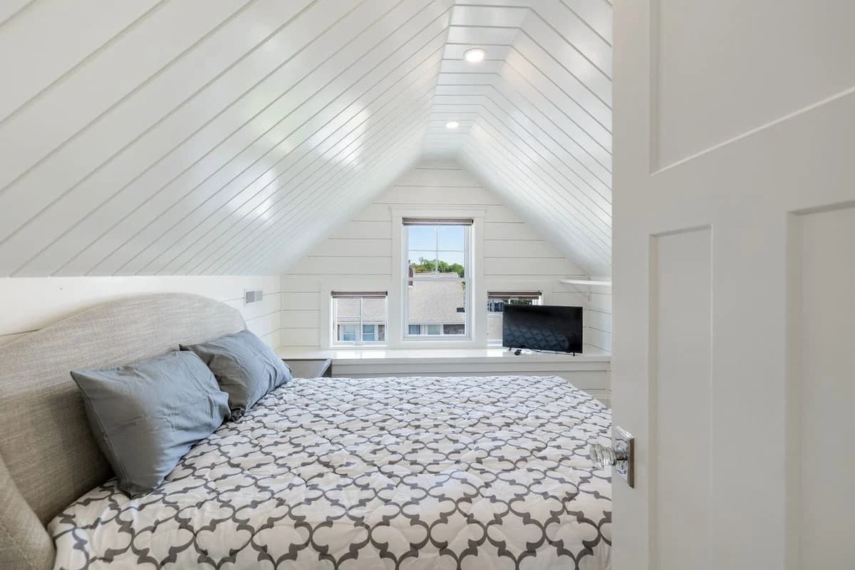 Mayflower Sands - Image 24