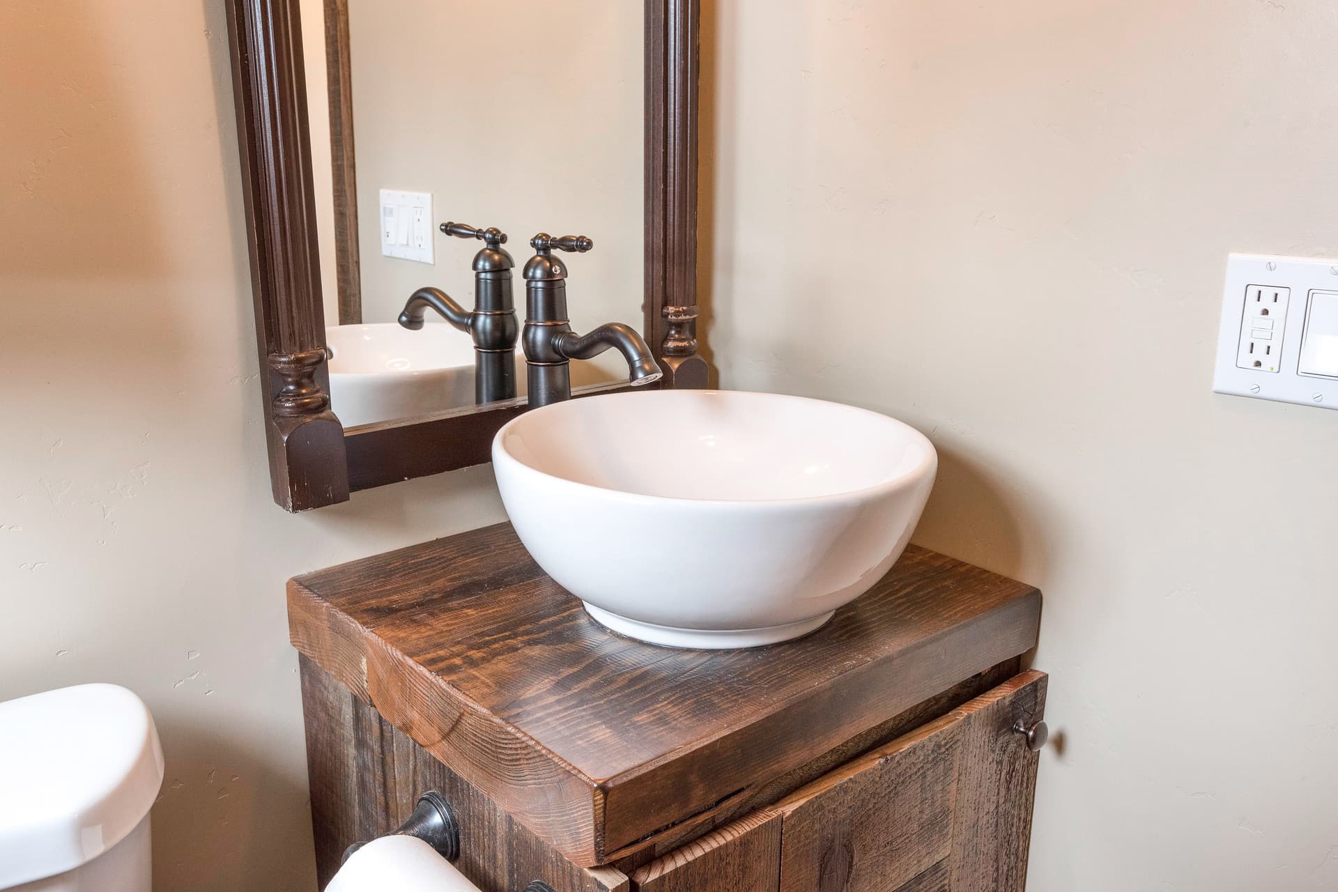 Blue Lakeview Place - Image 10