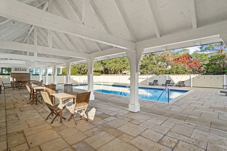 Mira Bella House - Image 41