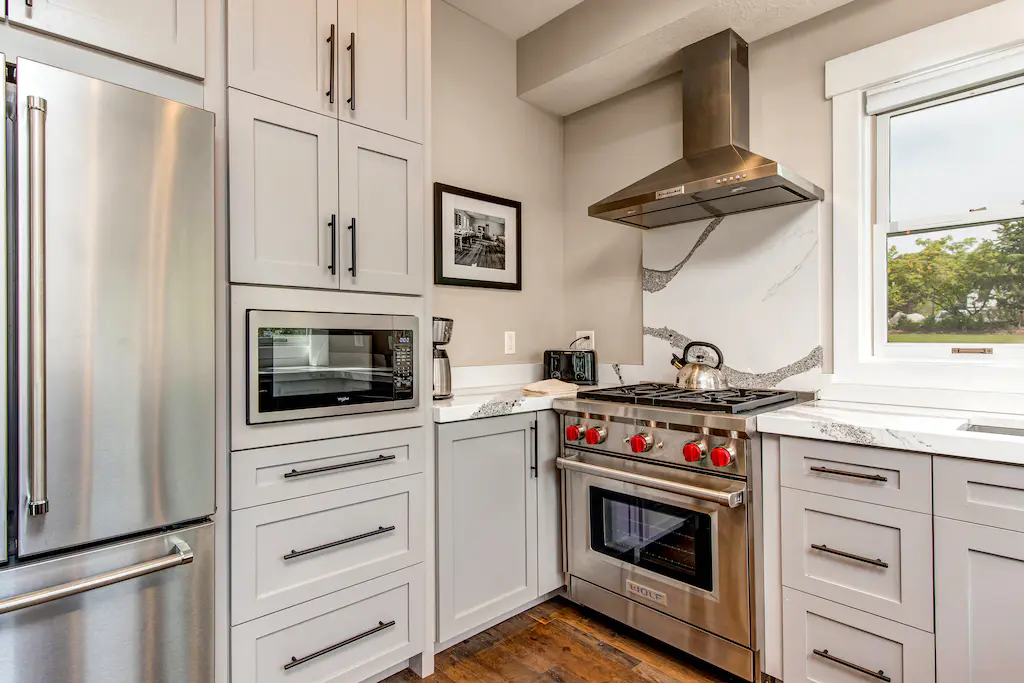 Alpine Retreat Home - Image 3