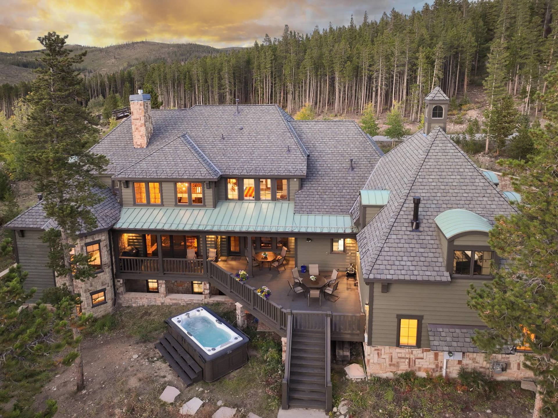 Estate at Baldy Ridge - Image 1