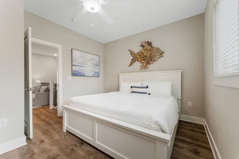 Waterfront House - Image 23