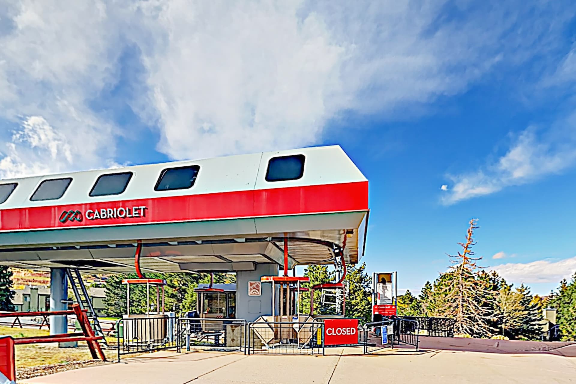 Blackstone Paradise Home - Image 5