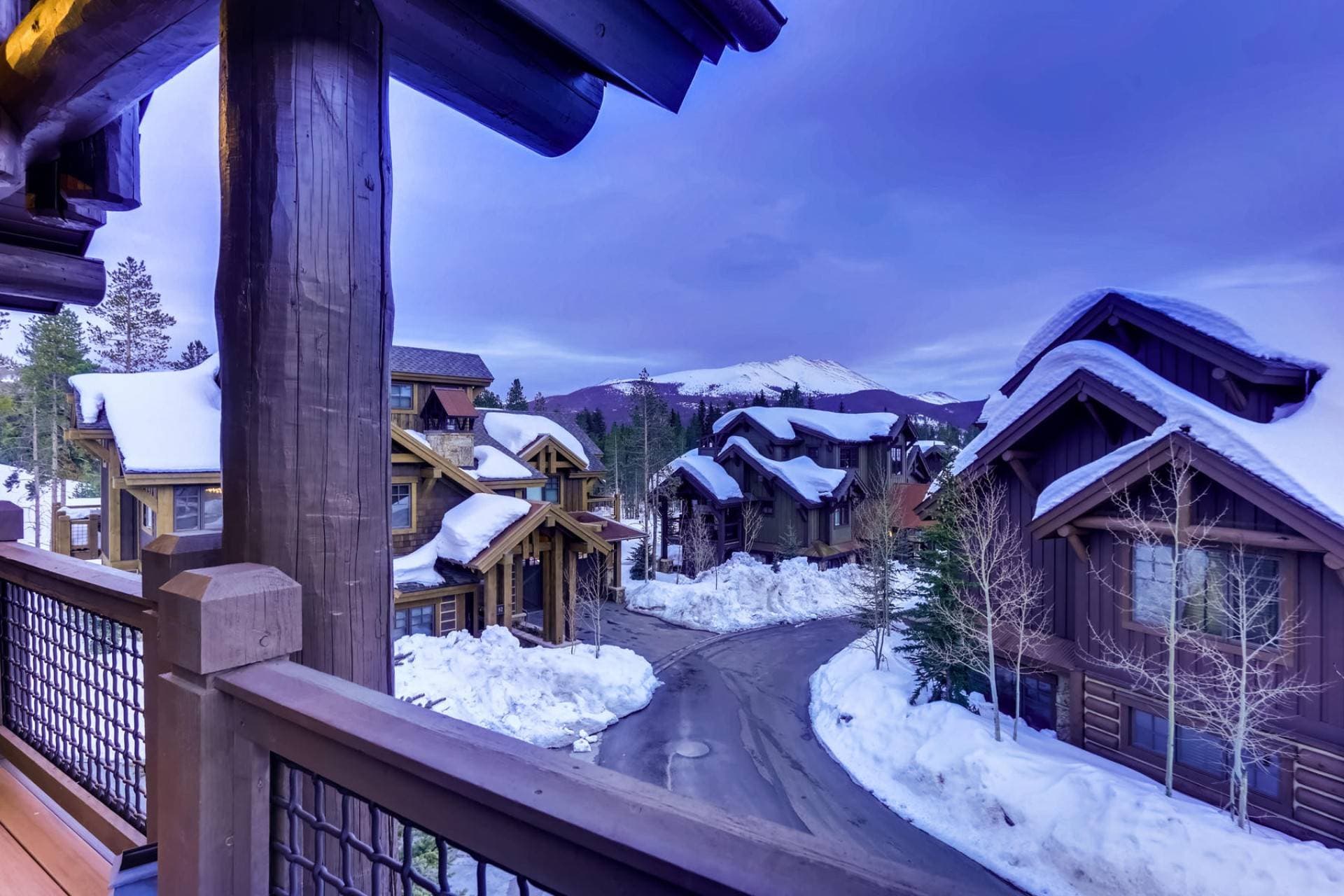 Monarch Place - Image 39