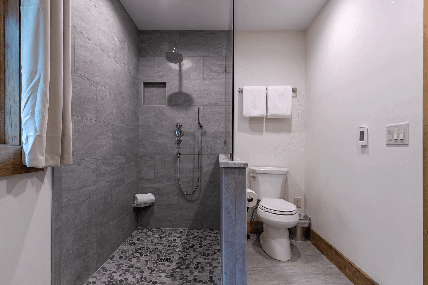 Ambience Lodge - Image 31