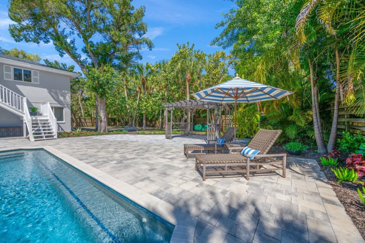 Shore Thing - Image 6