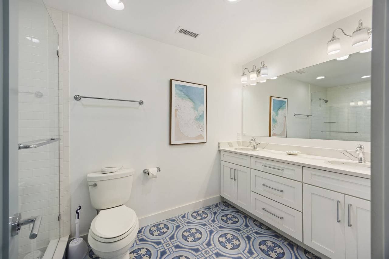 Beach Days on Conifer - Image 36