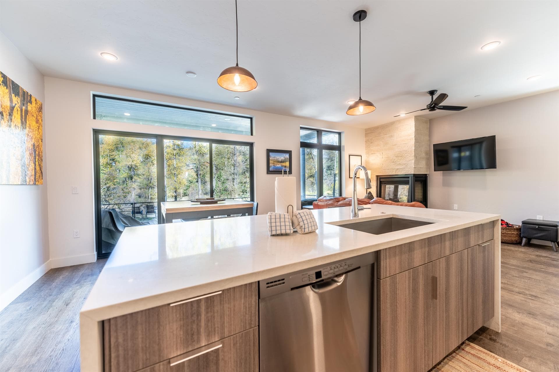 River West Residence - Image 8