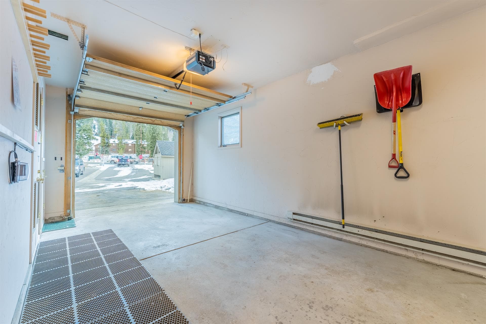 Serenity Stay - Image 15