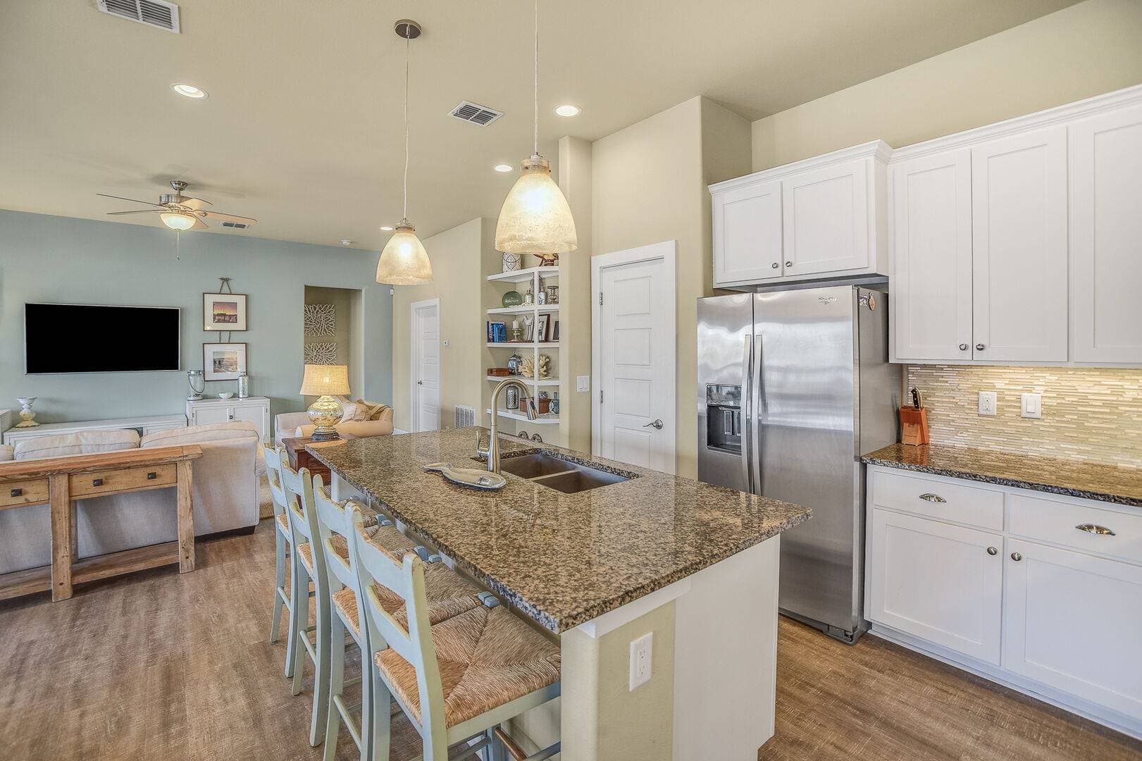 Gone Coastal House - Image 16