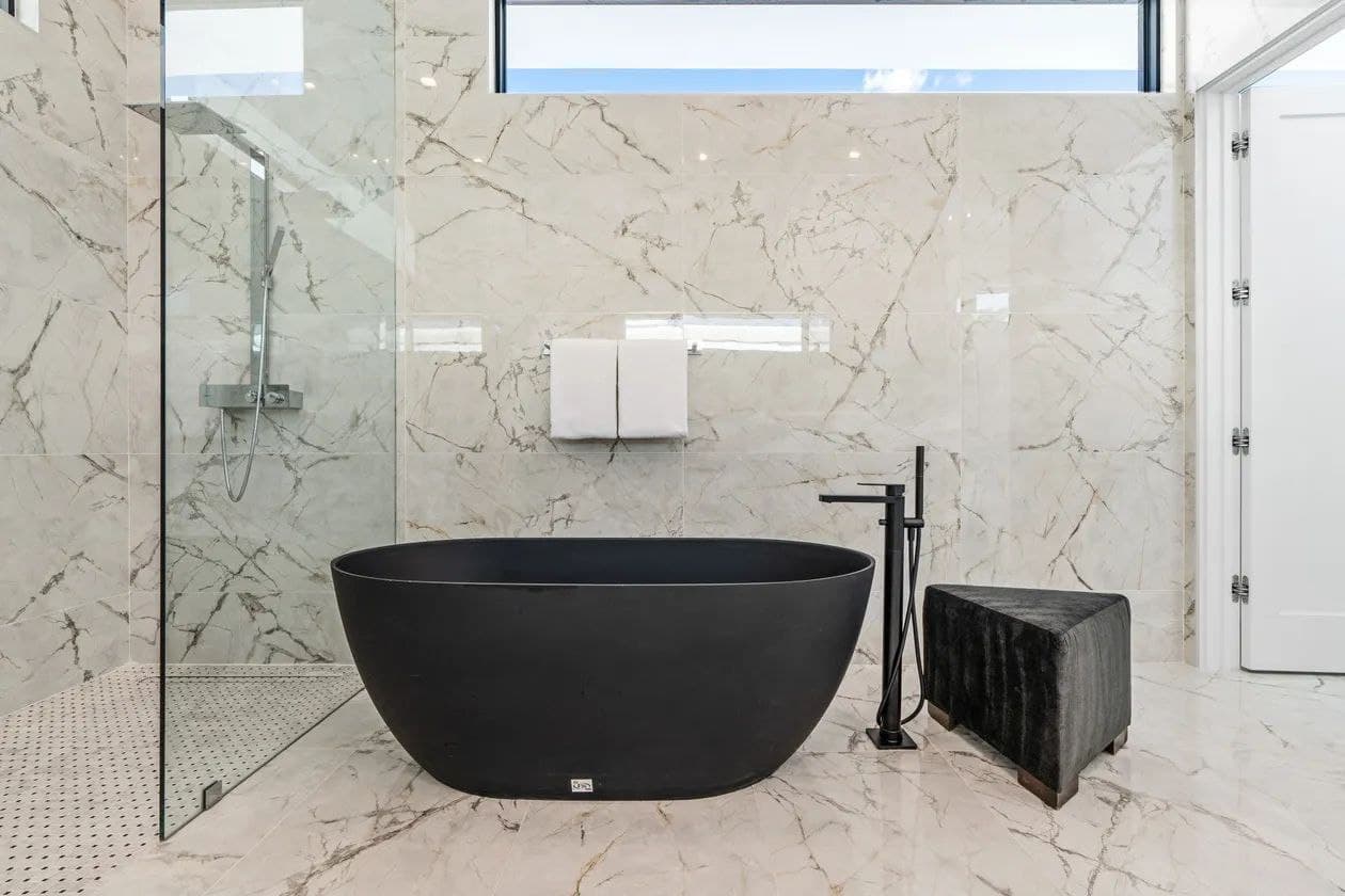 Bravo Villa #4 - Image 36