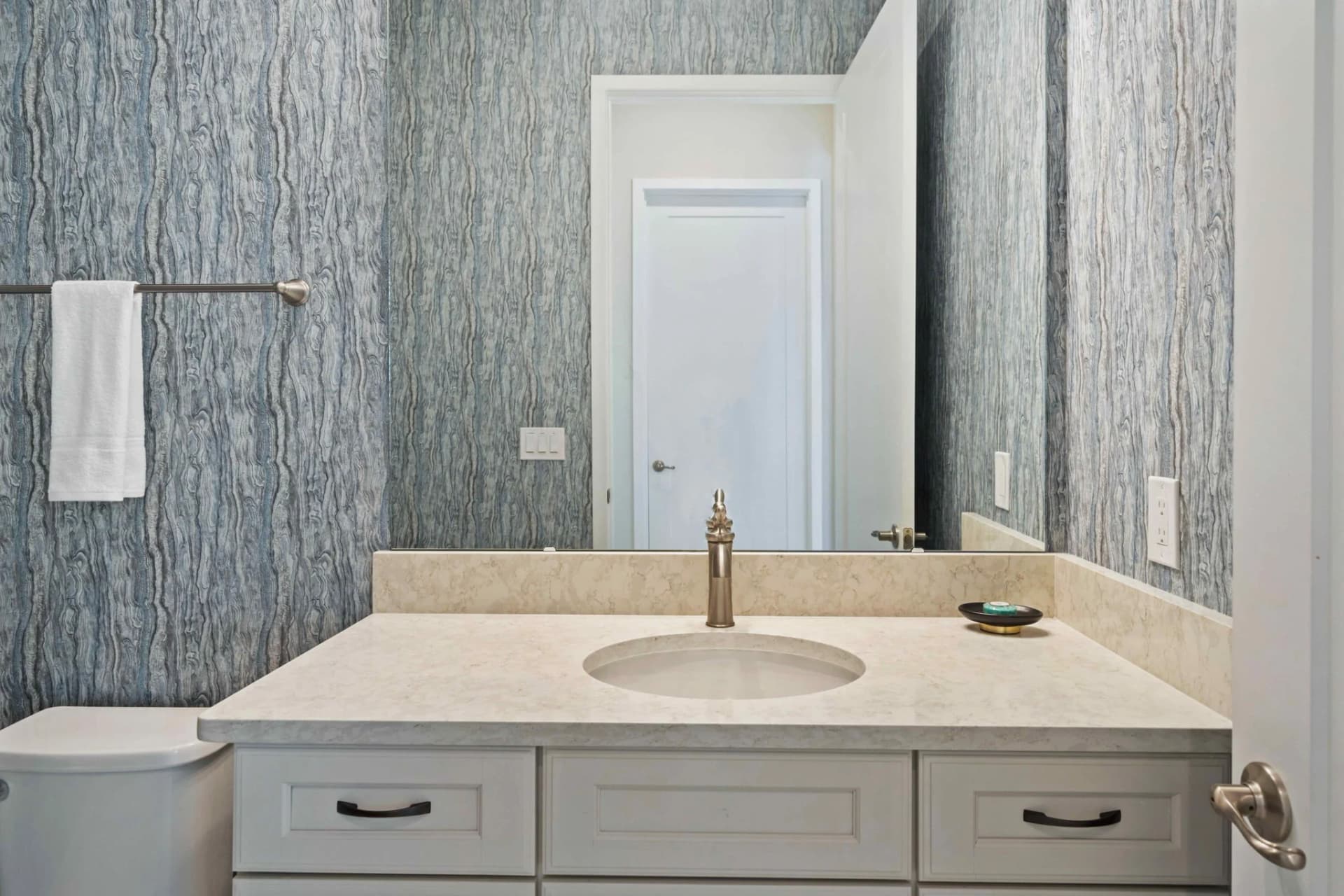 Majestic Club Mansion - Image 30