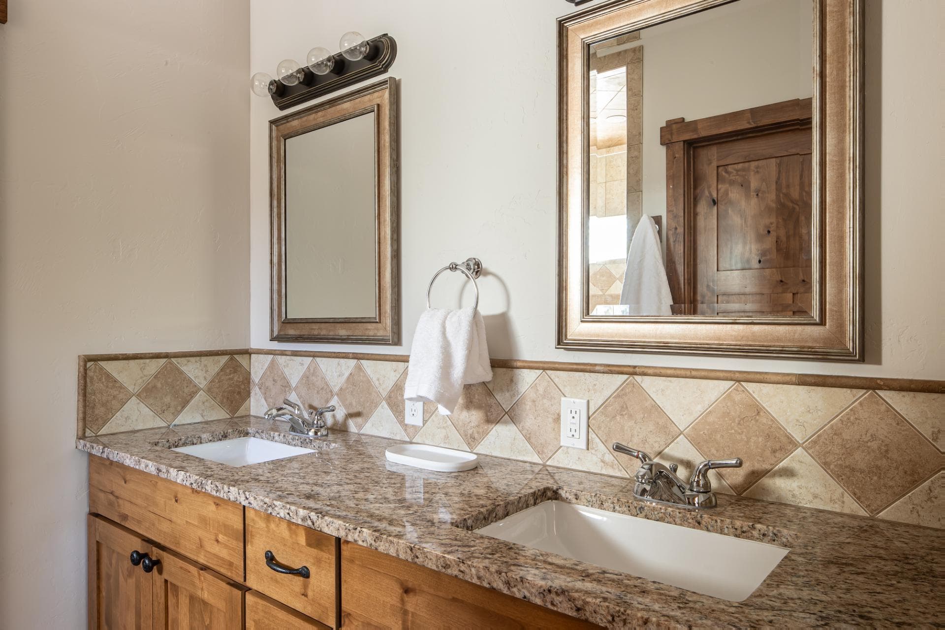 Essentia Townhome #167A - Image 11
