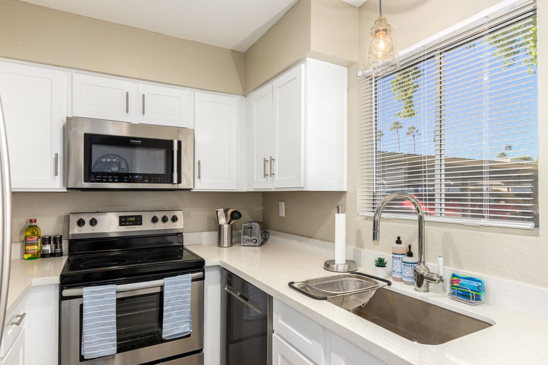 Nantucket Townhouse - Image 14