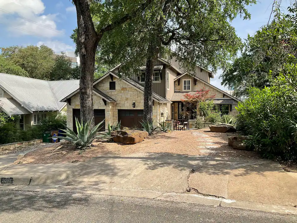 Butler House - Image 40