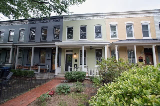 Capitol Comfort - Image 59