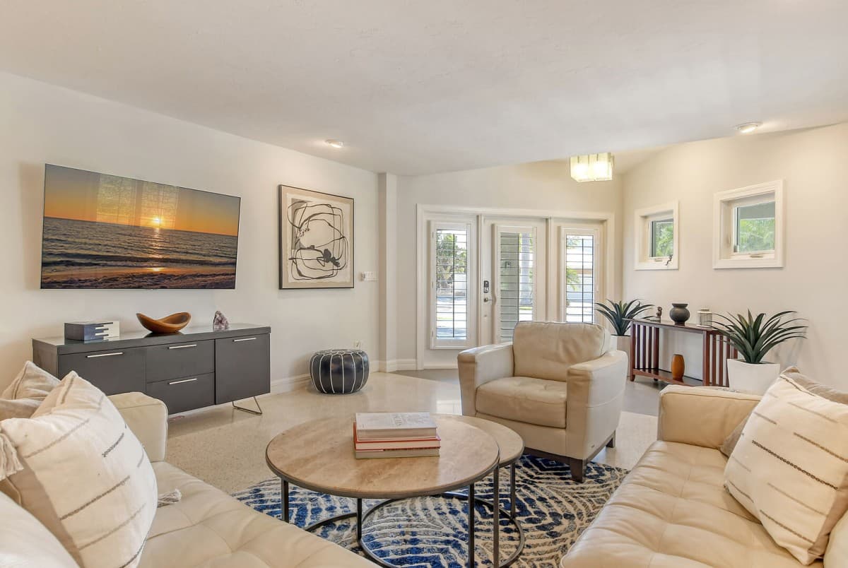 Mermaids Oasis - Image 12