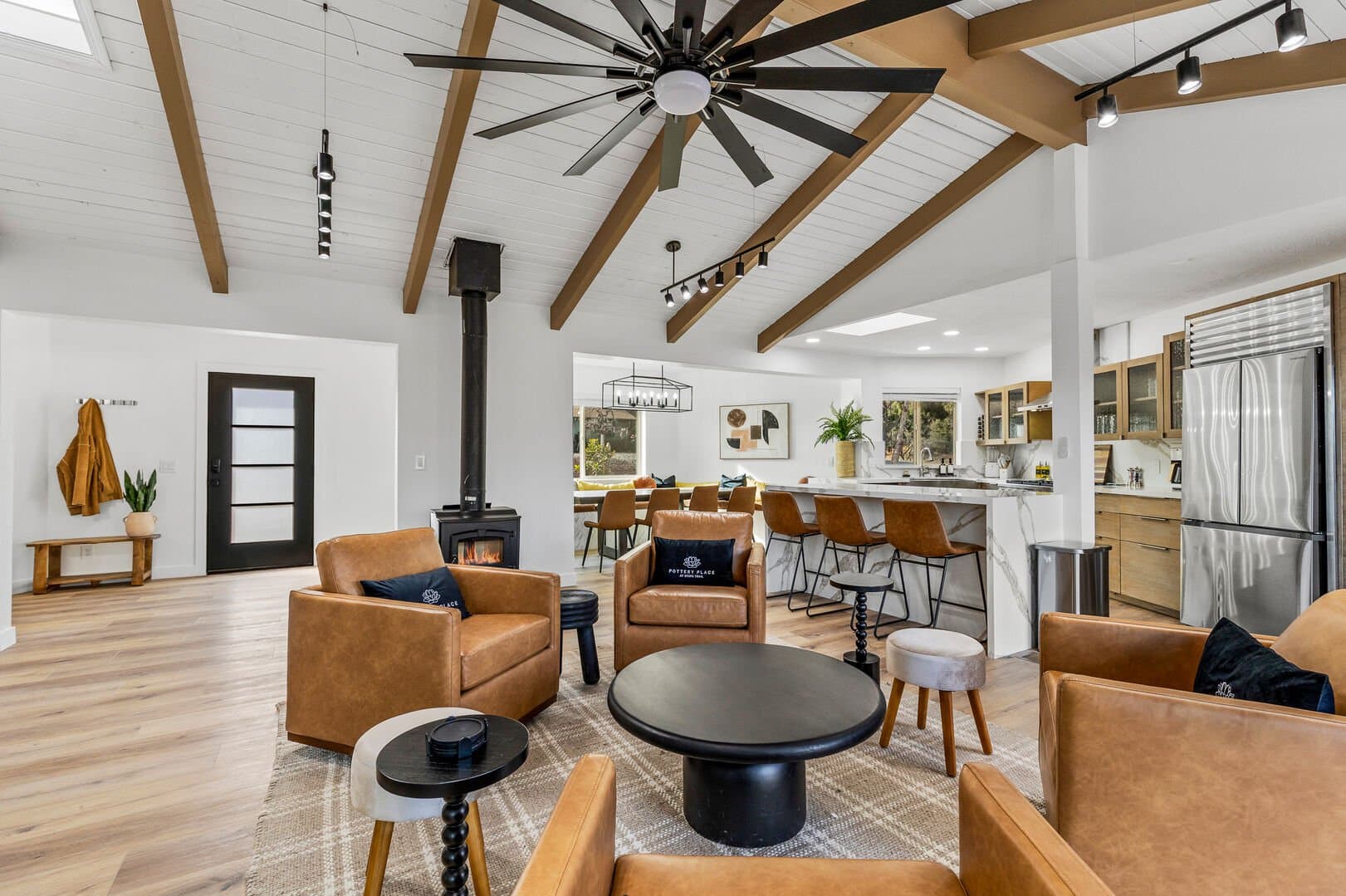 Pottery Place - Image 14