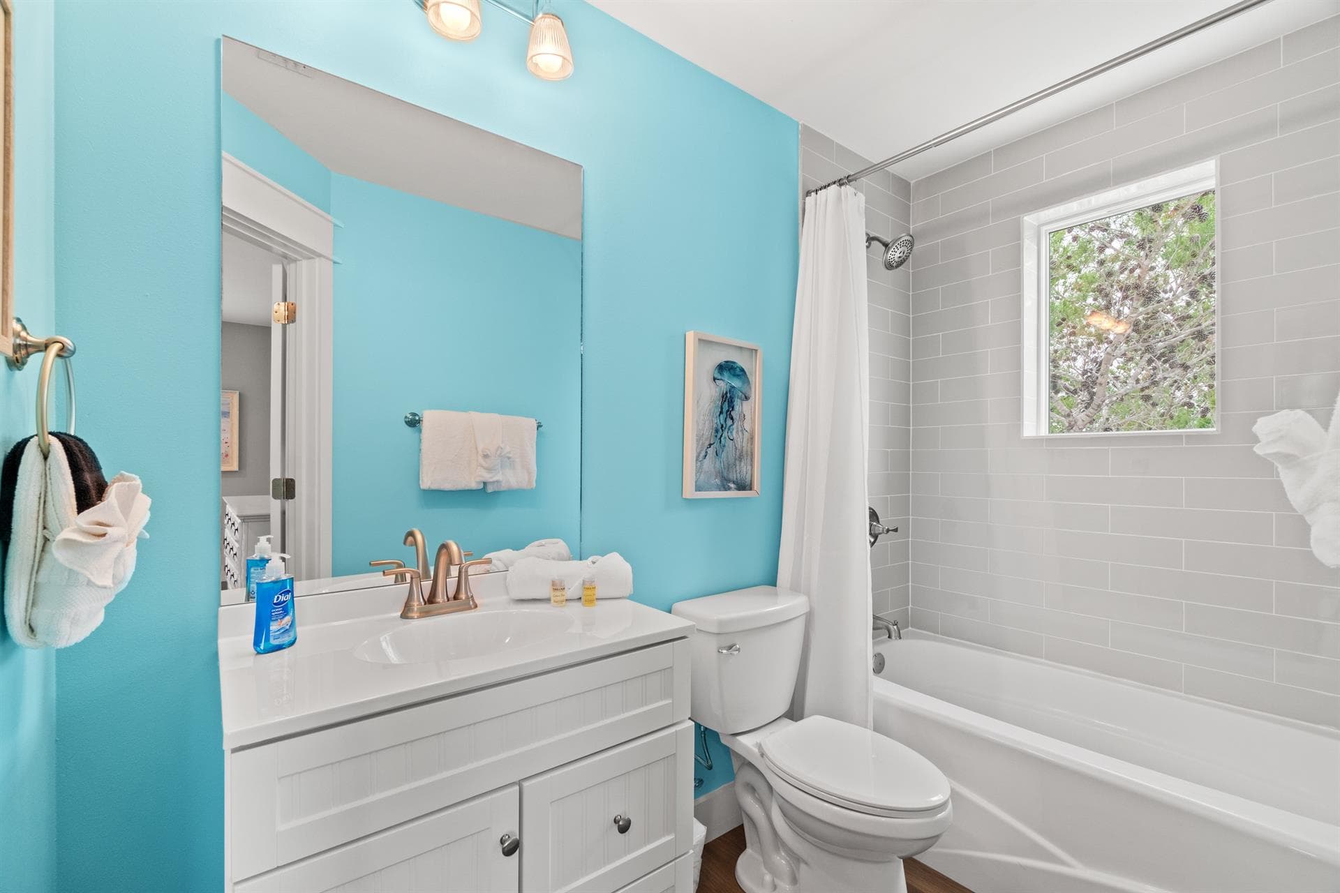 Sea Turtle Oasis - Image 46