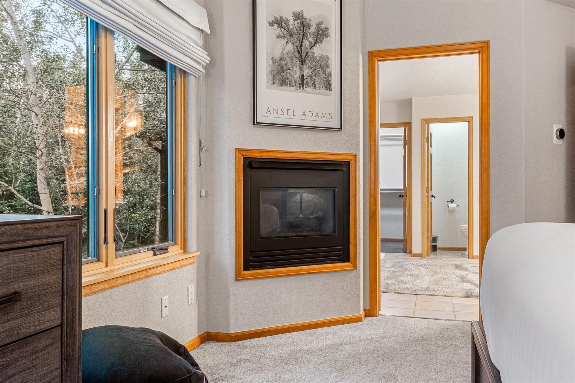 Burgundy House - Image 35