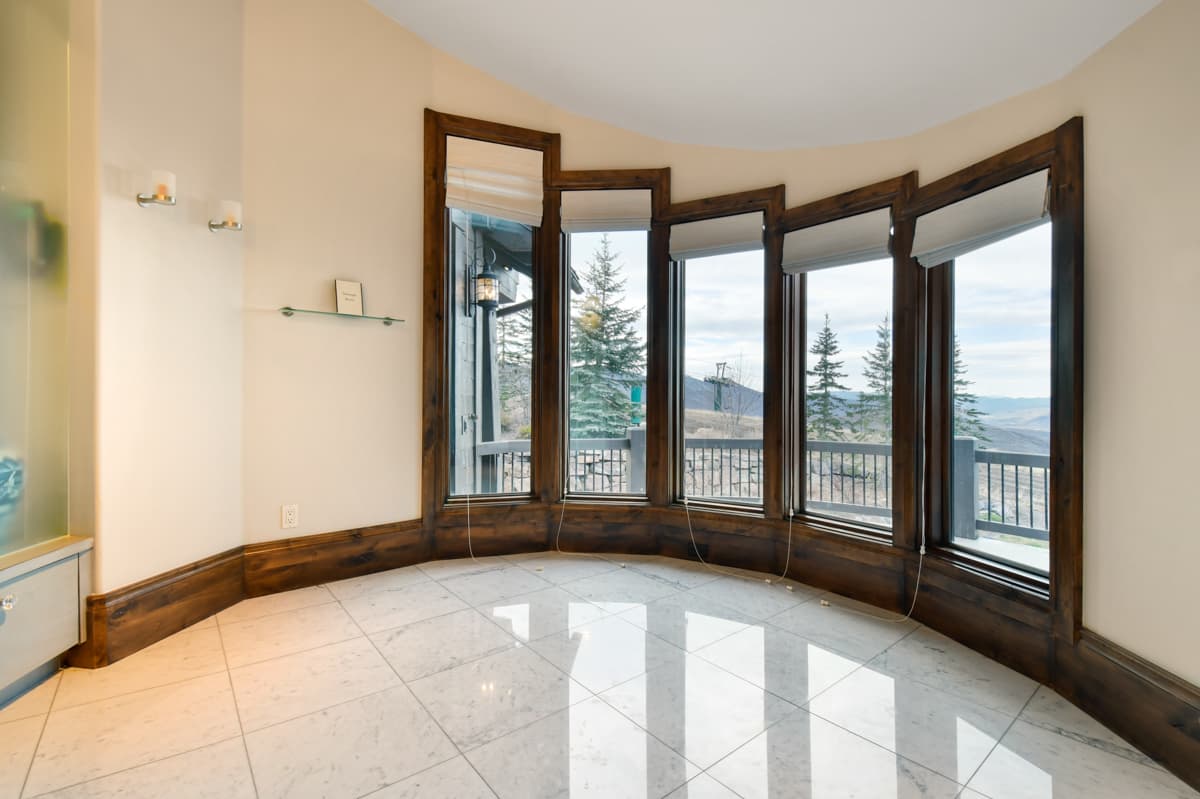 Ski Dream Home - Image 51