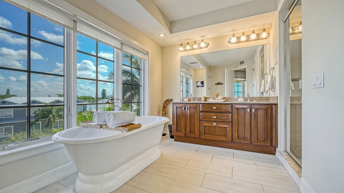 Sun Sea Terrace House - Image 36